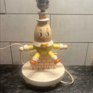 Wooden Vintage Humpty Dumpty Themed Table Lamp. Adorable little guy. Baby’s room